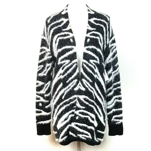Susina Zebra Print Eyelash Open Front Cardigan Sweater - Picture 3 of 9